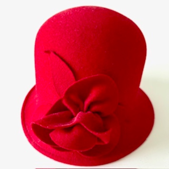 Red Wool Hat - Picture 2 of 5